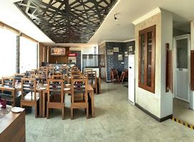 Sky Lounge