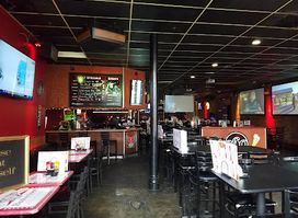 Hotshots Sports Bar & Grill