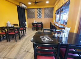 Hungry Club Restaurant