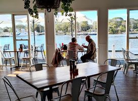 Pier 70 Bar & Restaurant