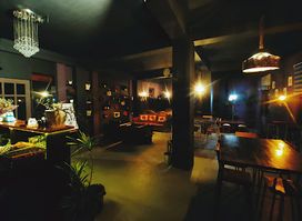 8N8 Restaurant &Members Lounge