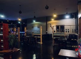 The View Bar & Restaurant