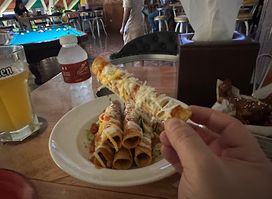 Senorritas Lounge