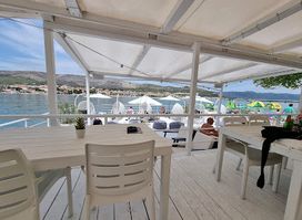 Beach Bar club Brown beach house