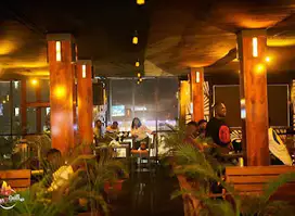Fox Bar & Grill