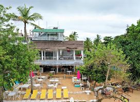 Surf Bar Mirissa