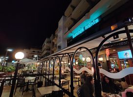 Summer Nights Pub & Grill