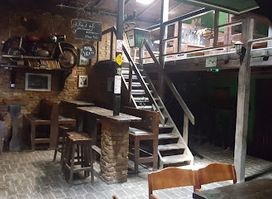 Old School Pub