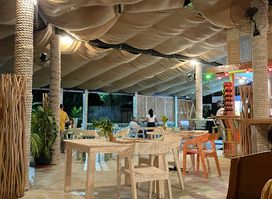 Green House Bar, Cafe, Restaurant