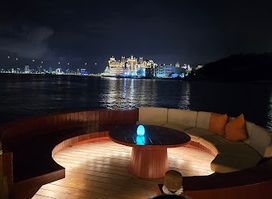 Wave Bar