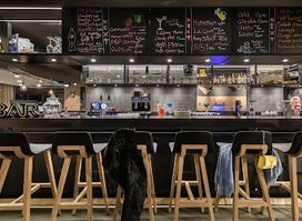 Bar Moxy Sion