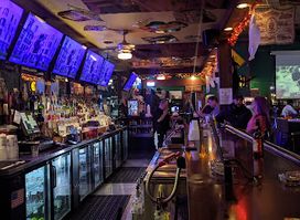 Decoys Neighborhood Bar & Grill