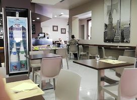 3ndy Bar Restaurant