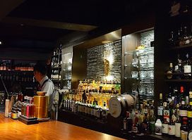 Bar The Authentic 坂梨