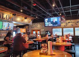 Ojos Locos Sports Cantina - Brownsville