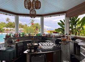 Vaipuna Pool bar