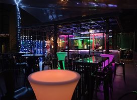 HH Rooftop Bar