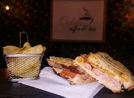 Golden Coffee & Bar