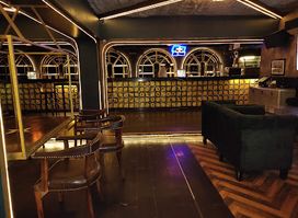 Station Bar