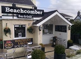 Beachcomber Bar & Grill
