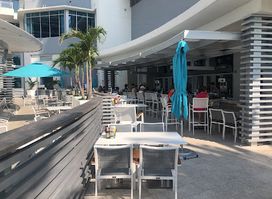 Dock’s Pool Bar and Grille