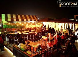 Roofmates-Best Rooftop Restaurant in Agra