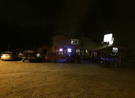 Log Cabin Tavern & Cafe