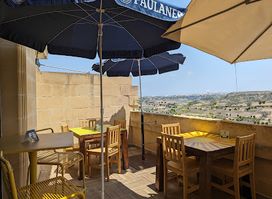San Sajru Snack Bar