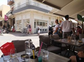 Cul de Sac - Cafe - Bar - Restaurant