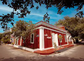 Cafe Veloute - French Cuisine/Multi/Thai/Japanese/Best Cafe in Pondicherry