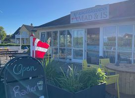 Færgegårdens Mad og Is Cafe