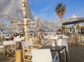 Turquoise Beach Club