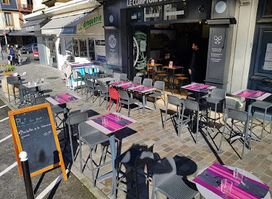 36, LE BAR