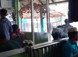 ফ্রেন্ড হেয়ার সেলুন