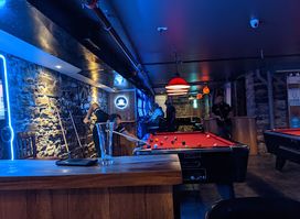 Pub Andrew’s