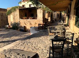 Byron's Wine Tasting Bar