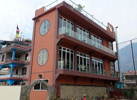 Baranda Restro and Events