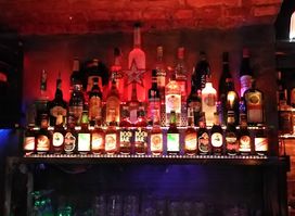 Beer Pong Bar