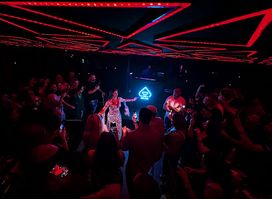 Spade Lounge