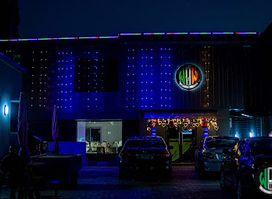 Wow! Bar Lounge Restaurant