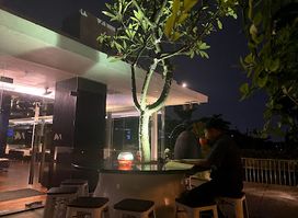 MONTEZUMA Rooftop Lounge
