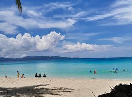 Blue BAR Boracay