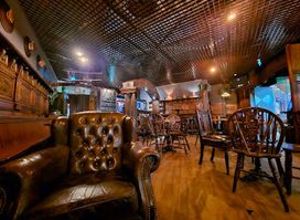 Leili Pub