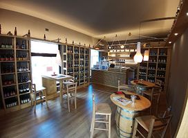 BIG Pub 'n' Shop