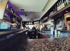Vicky's Bistro Bar