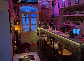 Tal-villagg wine bar