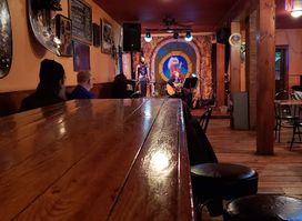 Moogs Place