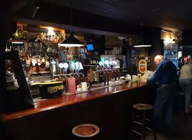 Geoff's Cafe Bar