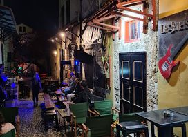 Legends Rock Bar