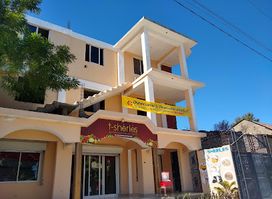 T-Sherles Bar Restaurant